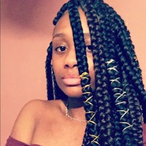 Meet your Posher, Janaya